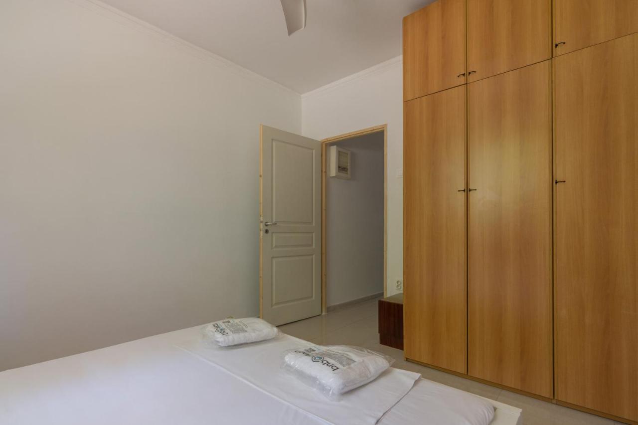 Comfy Apartment Close To Floisvos Beach Athènes Extérieur photo