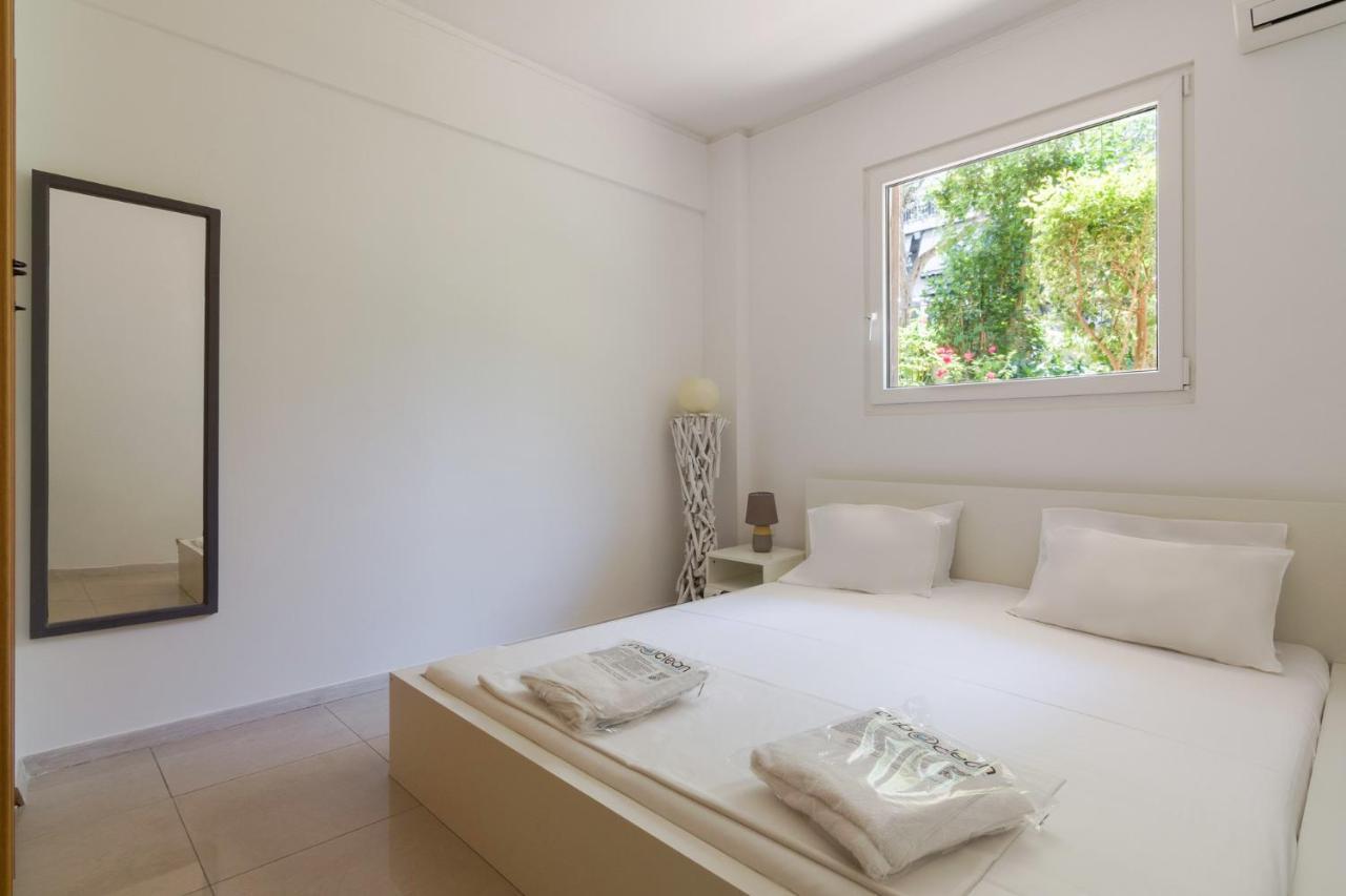 Comfy Apartment Close To Floisvos Beach Athènes Extérieur photo